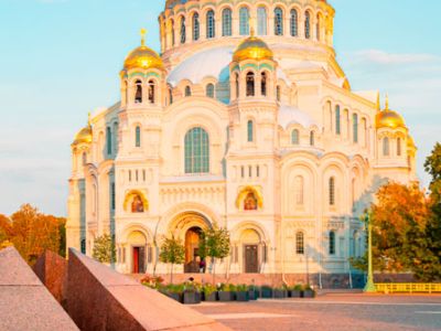 По следам морской славы: экскурсия из Петербурга в Кронштадт + прогулка на теплоходе