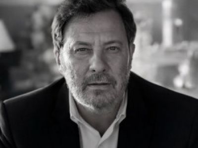 Сергей Минаев с новым моноспектаклем «Отцы и Дети»