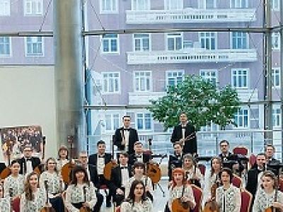 Под жарким небом Испании