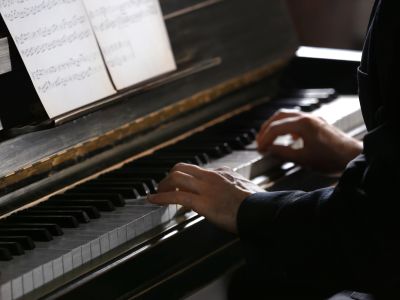 Вокруг света за 80 минут (Театр оперы и балета)