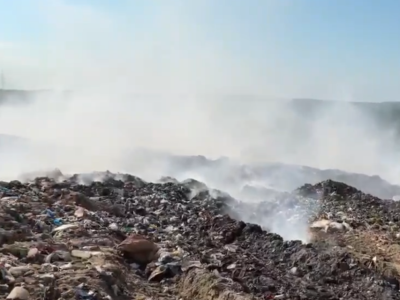 Пожар на мусорном полигоне в Якутске потушили