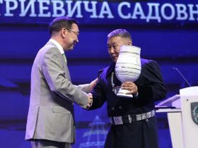 Фото: инаугурация главы Якутска Дмитрия Садовникова