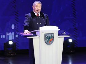 Фото: инаугурация главы Якутска Дмитрия Садовникова