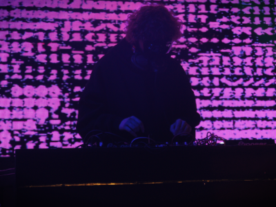 Wires x Outcast: Cyberia Night (Кул)