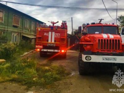 Названа предварительная причина пожара в многоквартирном доме в Ленске
