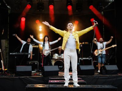 Classic Rock Legends Show. Queen Tribute Night (Rhythm & Blues Cafe)