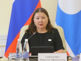 Золотые и серебряные медали получили 560 выпускников Якутии