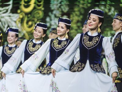 Государственный ансамбль песни и танца РТ