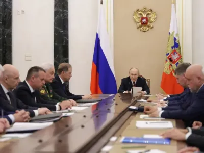Владимир Путин поручил обеспечить стабильные поставки топлива предприятиям агропромышленного комплекса