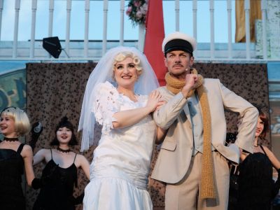 12 стульев (Театр «Пастила» в Музейном саду)