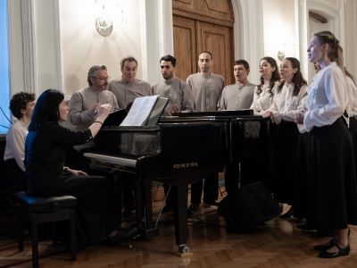 Мы несём любовь в себе (Молодёжный театр)