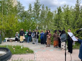 В Якутске открылась уличная инсталляция «Хрупкая вечность»
