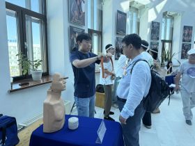 Бесплатная диагностика, этнофитнес и VR-игры: в Якутске проходит этнофест «Традиции здоровья»
