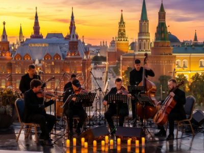 Симфония уходящего солнца. Великое романтическое кино в исполнении Мужского оркестра на крыше
