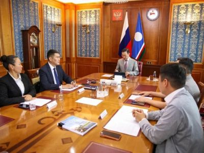 Айсен Николаев провел совещание по проекту «Киноцентр Дальнего Востока»