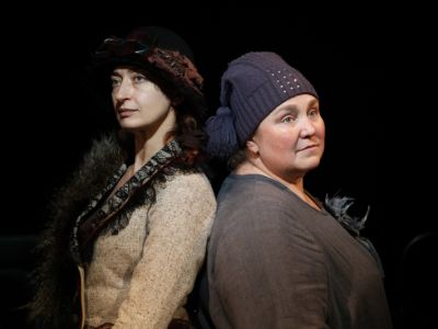 Две дамочки в сторону севера (Театр на Васильевском. Сцена «Стачка»)