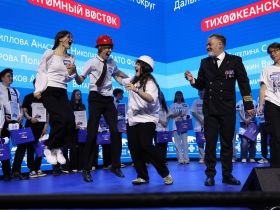 Школьники из Якутии поедут к Северному полюсу на ледоколе