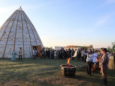 На Ысыахе Олонхо в Кобяе открыли одно из основных тусулгэ