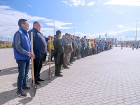 Железнодорожники Якутии приняли участие в акции «Сад памяти»