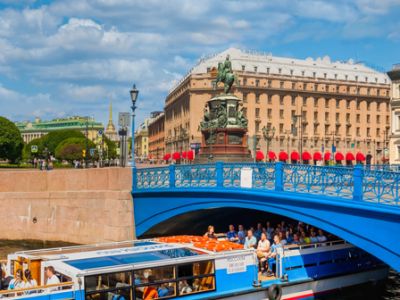 Петербург с воды: Аврора, Эрмитаж и Петропавловская крепость на теплоходе