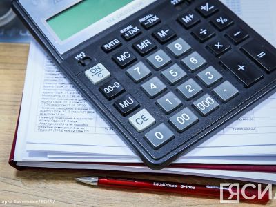 Ключевая ставка упала до 14,25%. Что делать вкладчикам и как изменятся ставки по вкладам
