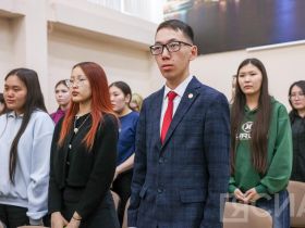 Студентам финансово-экономического колледжа вручили именные стипендии Галины Данчиковой