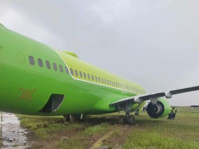 Росавиация назвала выкатывание самолета в Якутии серьезным авиаинцидентом