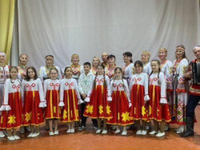 В краю ста тысяч песен