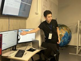 Обновленный Центр управления полетами открыли в Малой академии наук Якутии