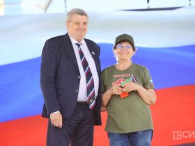 Торжественное мероприятие ко Дню России провели на площади Республики в Якутске