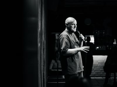 Грязный стендап (Standup Room)