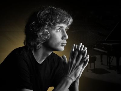 Иван Бессонов играет концерты Рахманинова и Прокофьева