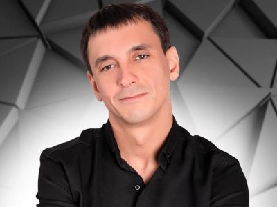 Рустам Асадуллин