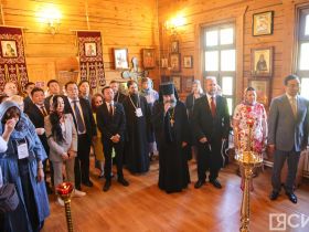 Глава Якутии открыл дальневосточный этап конкурса «За нравственный подвиг учителя»