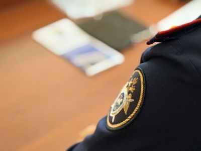 В городе Ленске возбуждено уголовное дело в отношении подростка о краже  денежных средств с банковской карты