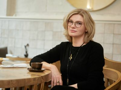 Анна Ардова (Клуб-ресторан «Петрович»)