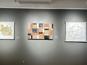 В Якутске открылась выставка текстиля Ольги Рахлеевой