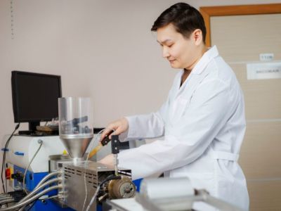 Ведущий инженер СВФУ разработал морозостойкую резиновую смесь