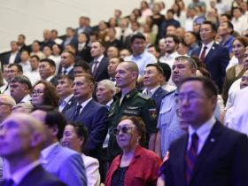 Фото: инаугурация главы Якутска Дмитрия Садовникова