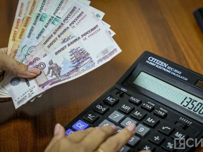 Опрос ВТБ: каждый пятый дальневосточник будет увереннее, получая зарплату раз в неделю