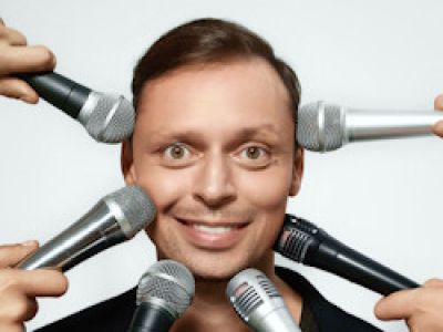 Виктор Комаров