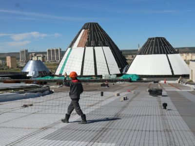 Фото: какие виды открываются с крыши Арктического центра эпоса в Якутске