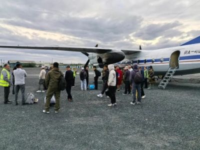 В Верхоянский район прибыли 30 волонтеров для помощи жителям