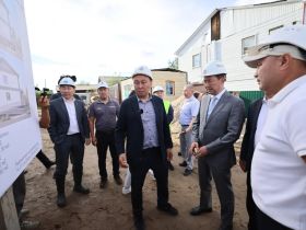 В Верхневилюйске строится семейный многофункциональный центр