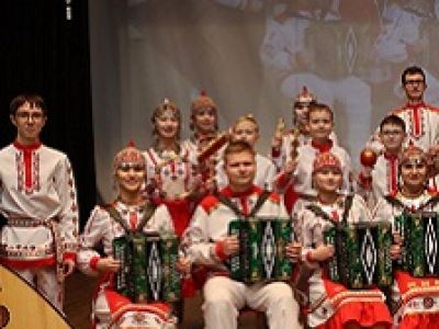 В дружбе народов - звучит «Эревет»