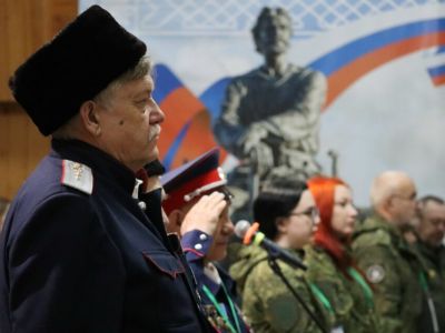 Как казаки в Париже моду диктовали