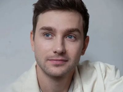 Поэтический квартирник актера театра и кино Ильи Ильиных