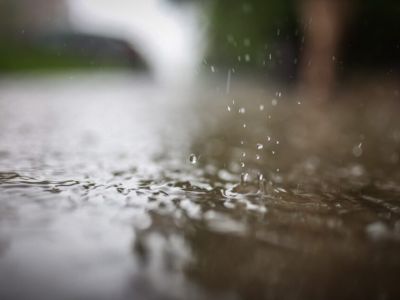 Аэропорт Ленска приостановил работу на весь день из-за погоды