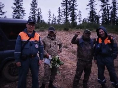 В Алданском районе спасли двух заблудившихся мужчин