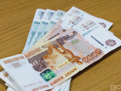 Стал известен размер пенсии госслужащих в России